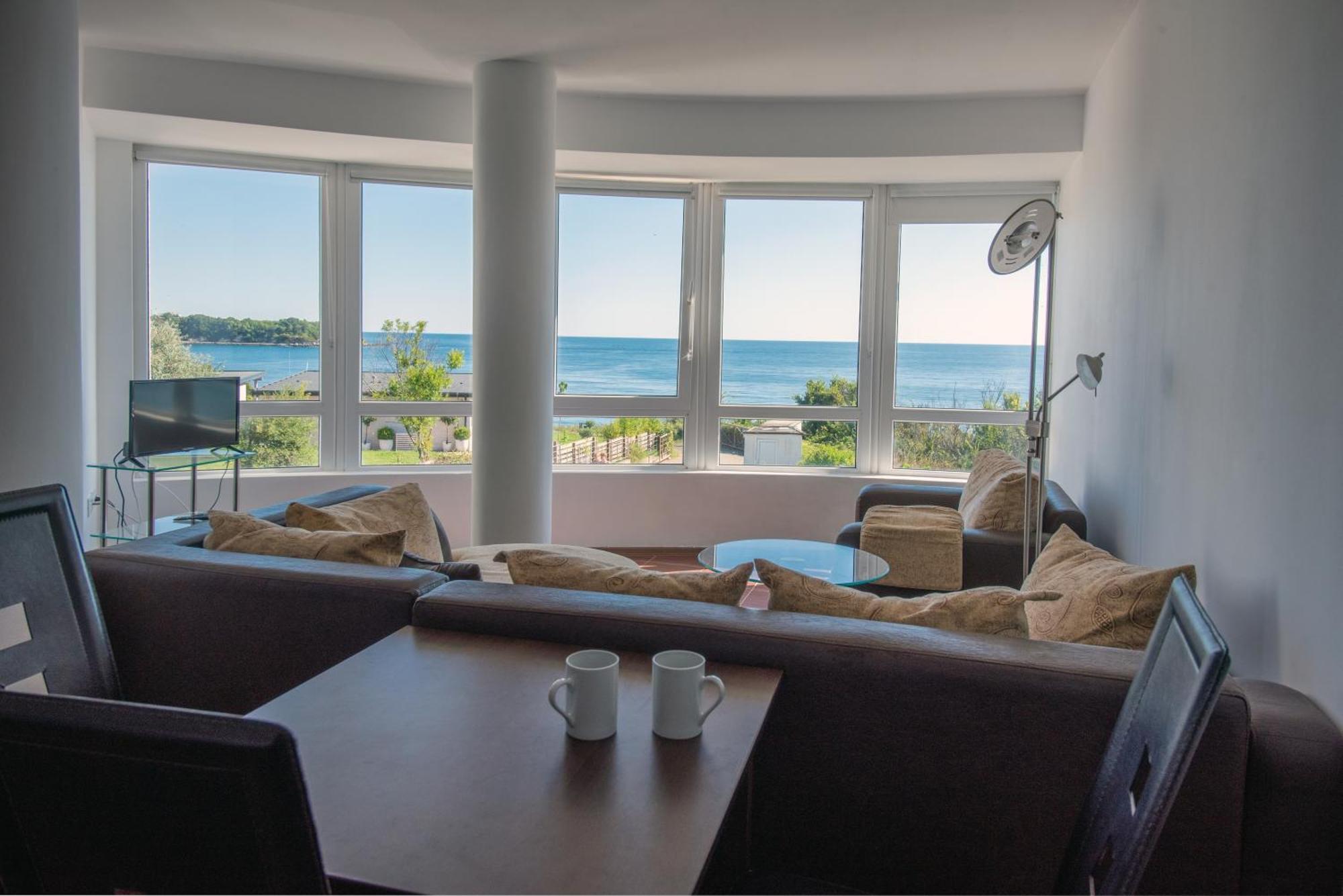 Aparthotel Romance Kiten  Exteriér fotografie