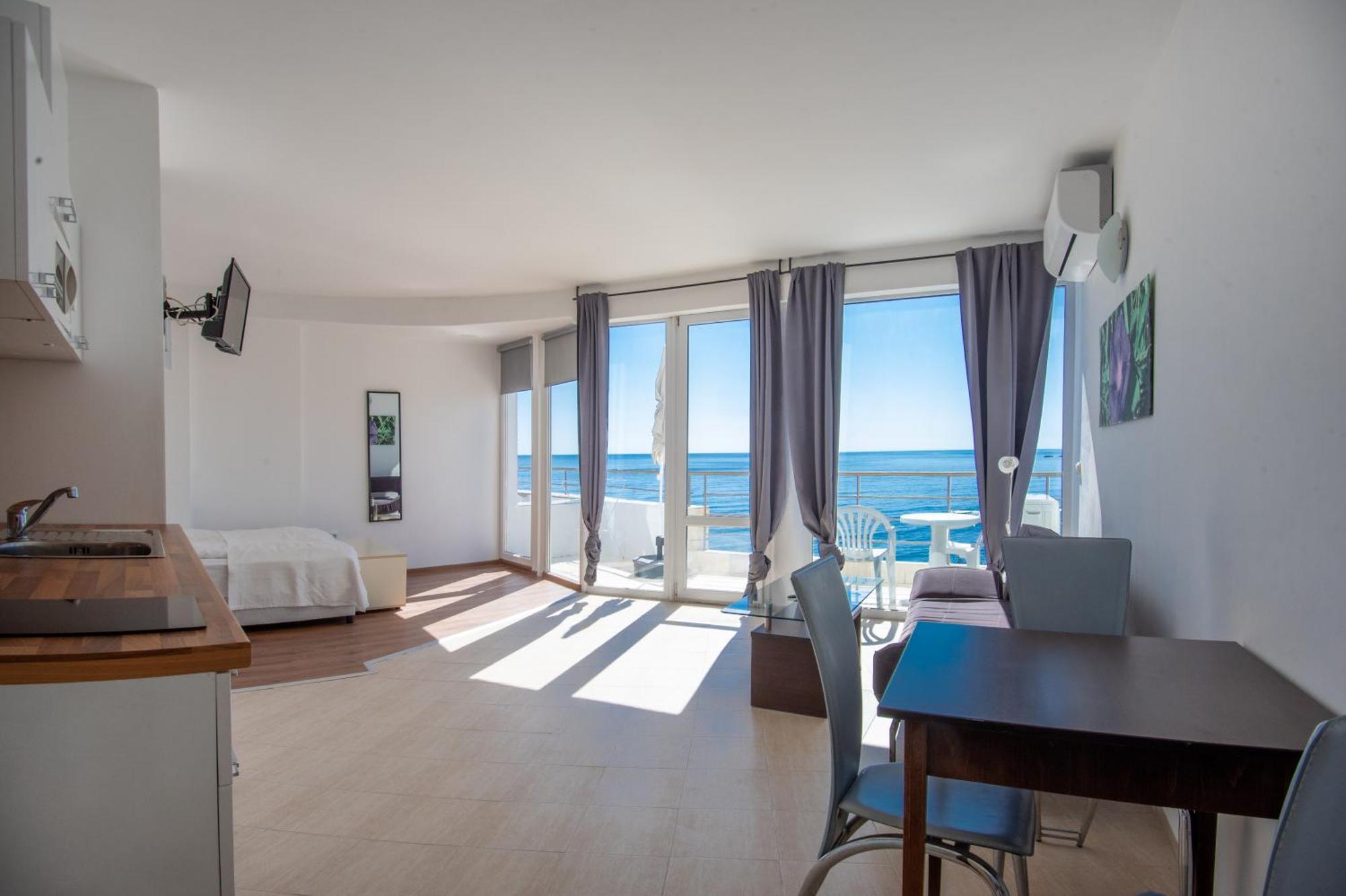 Aparthotel Romance Kiten  Exteriér fotografie