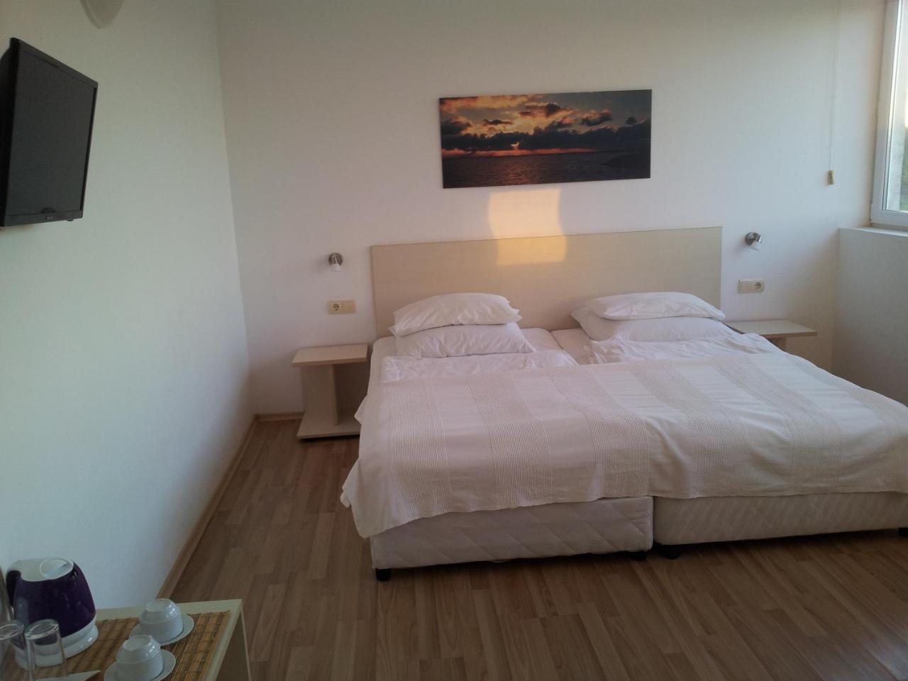 Aparthotel Romance Kiten  Exteriér fotografie